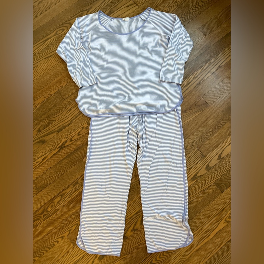 Lake Pima Long-Long Set in Hydrangea